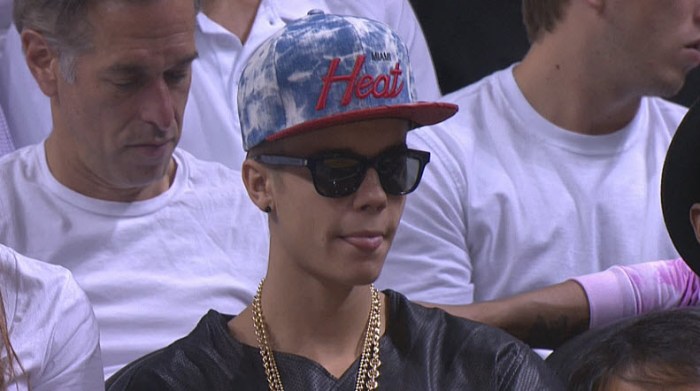 Justin-Bieber-Heat-game