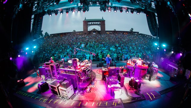 037_150805_phish_kansas_rene_huemer